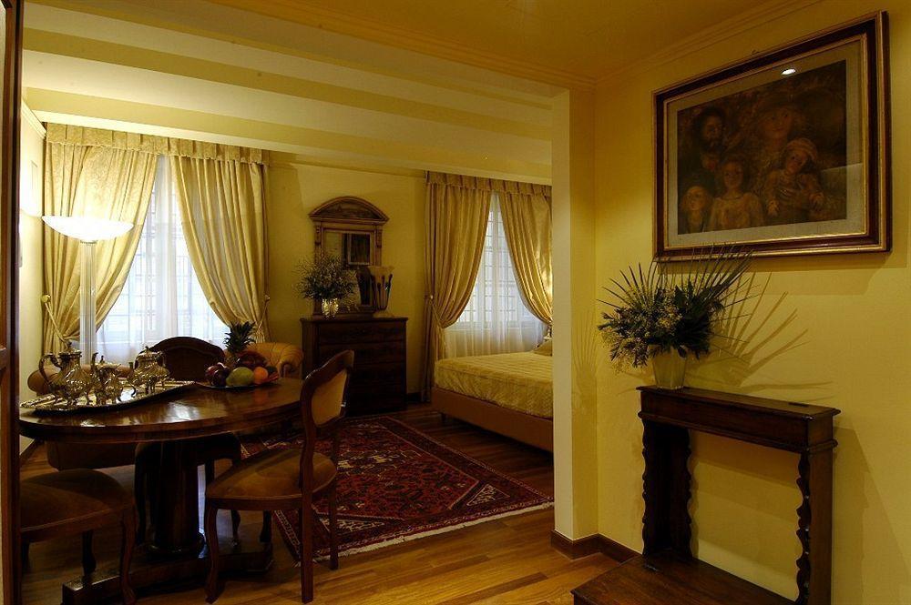 The Tuscanian Hotel Lucca Bilik gambar